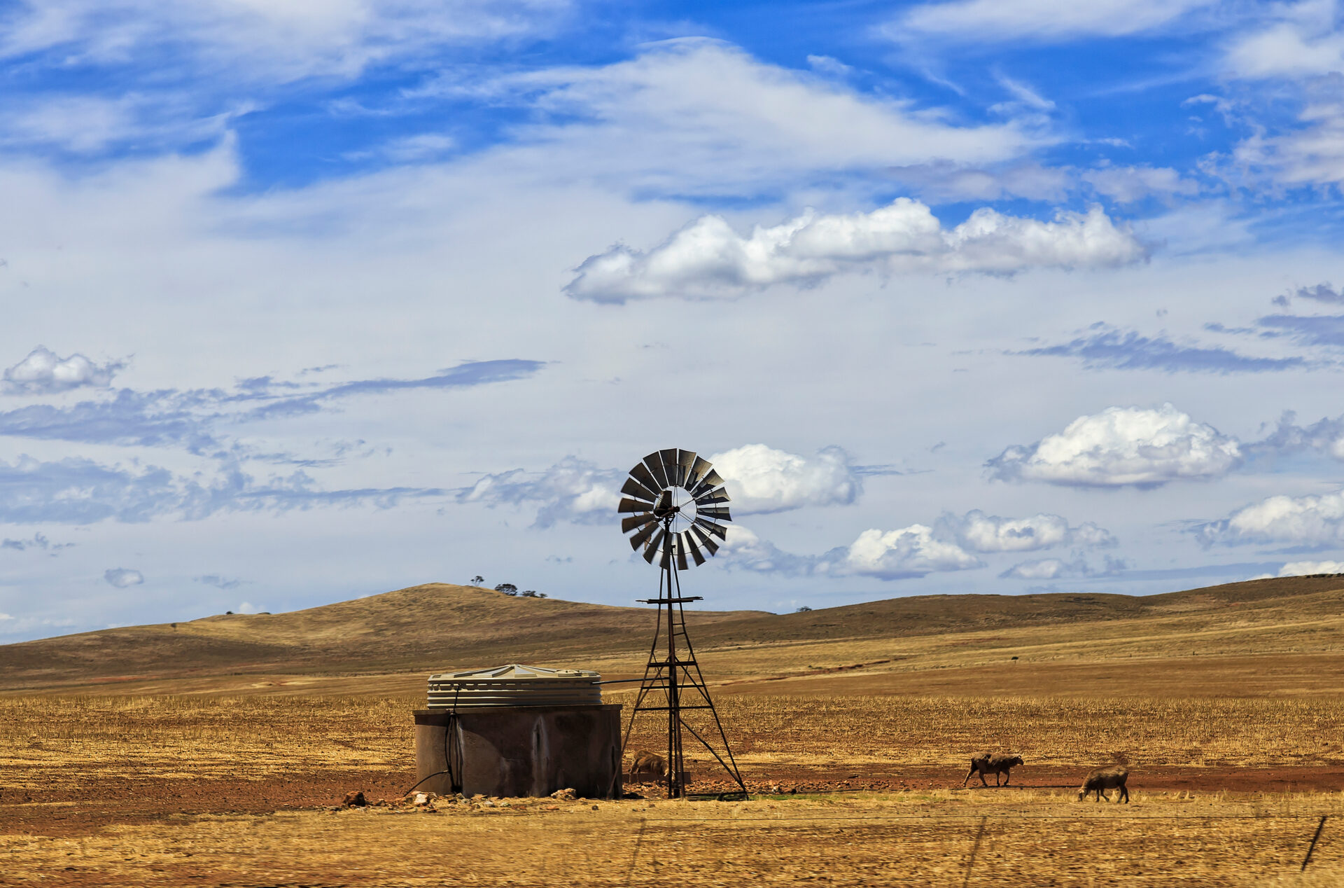 Australia groundwater supply - dry land